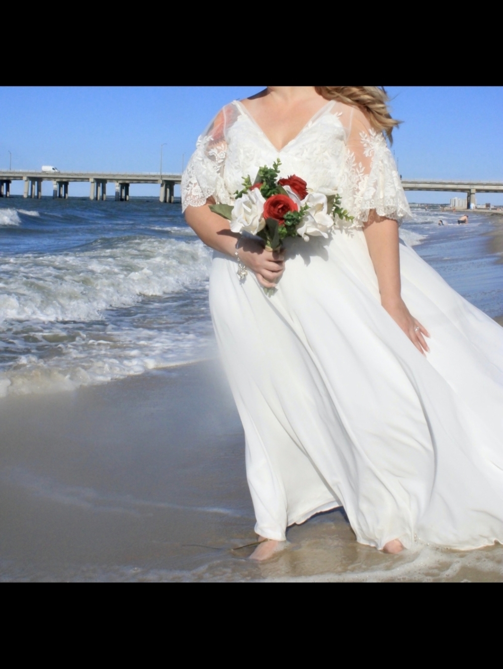 White Lace V-Neck Wedding Dress